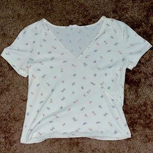 White cropped top with flowers